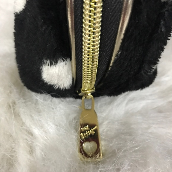 SOLD…..Betsey Johnson Polka Dot Cosmetic Bag - Picture 2 of 10